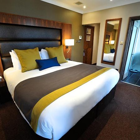 Frensham Pond Country House Hotel & Spa Farnham (Surrey) Exterior foto